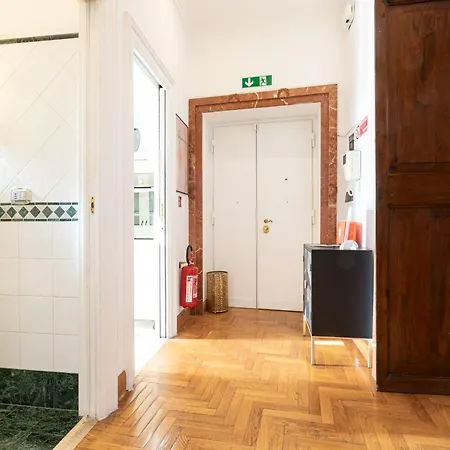 Spanish Steps Exclusive