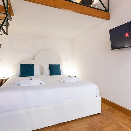 Spanish Steps Exclusive Rom