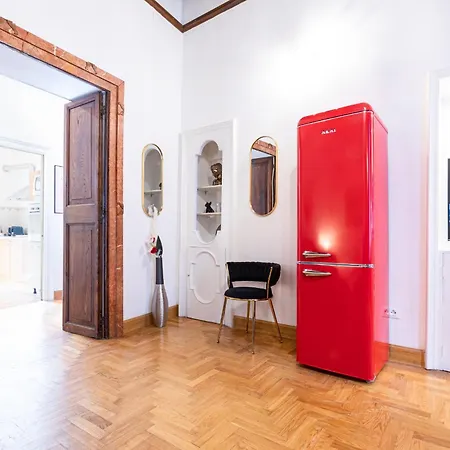 Spanish Steps Exclusive