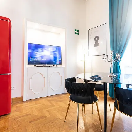 Spanish Steps Exclusive