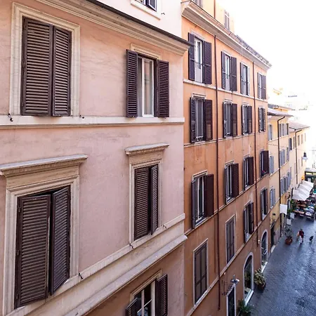 Spanish Steps Exclusive Lägenhet