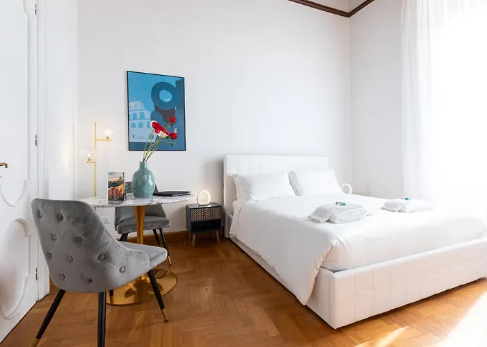 Spanish Steps Exclusive