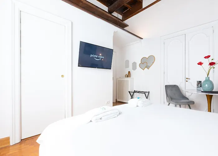 Spanish Steps Exclusive Apartmán *