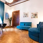 Spanish Steps Exclusive *